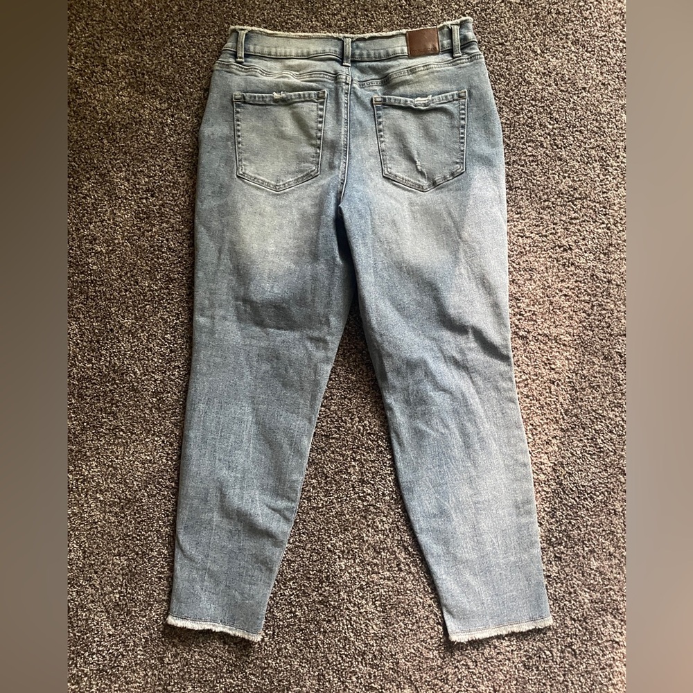 Jeans Size 16 Frayed & Destruction